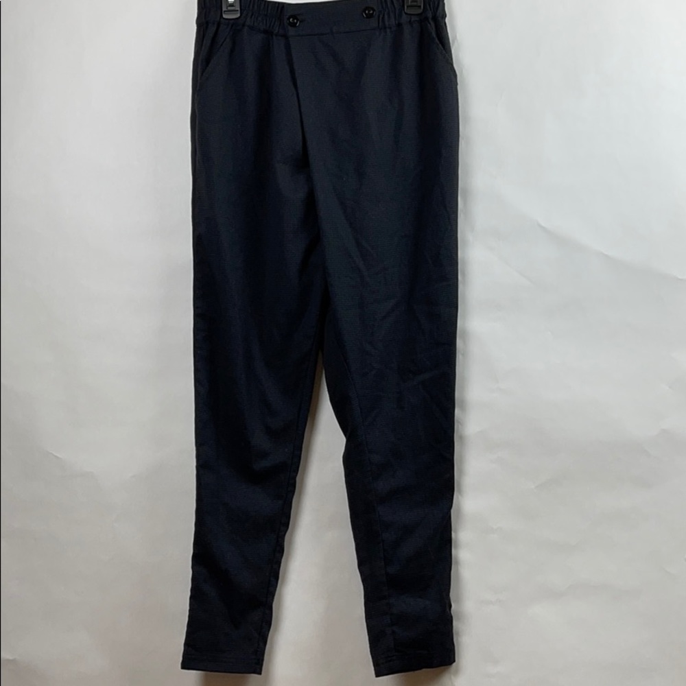 Minimum pants